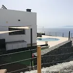 “la Florida” - Wonderful Views - Pool - Wifi קנדלריה