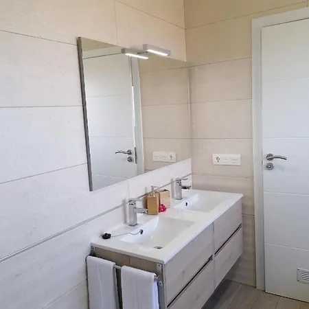 וילה “la Florida” - Wonderful Views - Pool - Wifi *