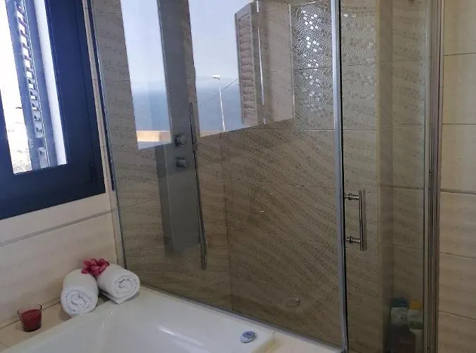 Villa “la Florida” - Wonderful Views - Pool - Wifi