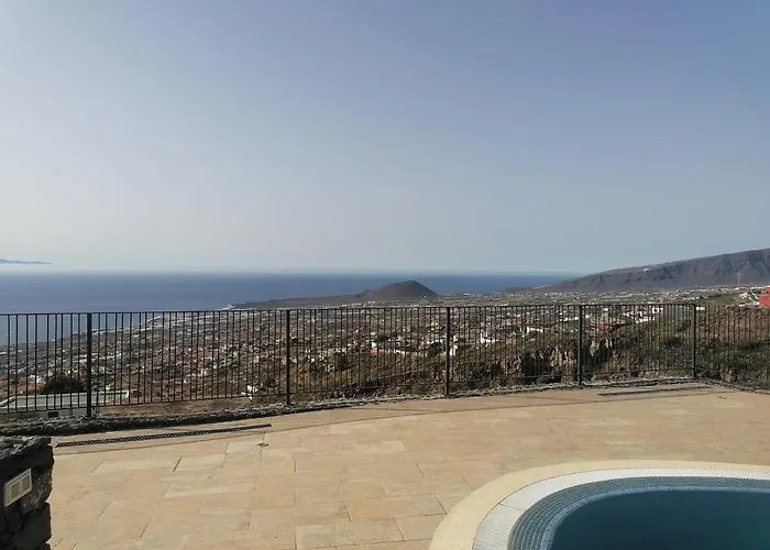 “la Florida” - Wonderful Views - Pool - Wifi Willa